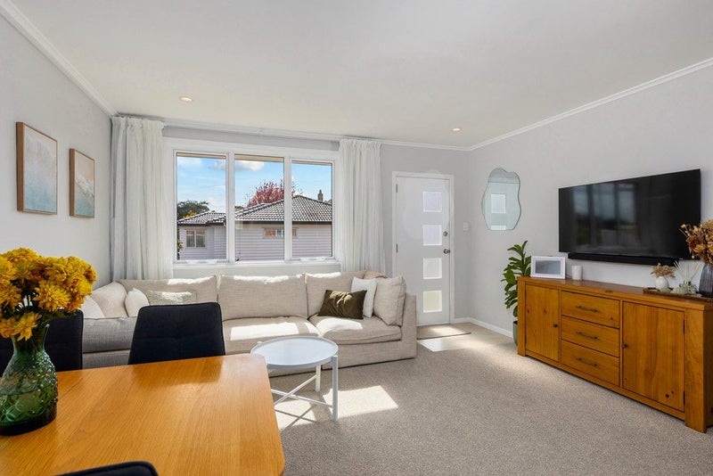 2/1034A New North Road, Mount Albert, Auckland - Carousel 2