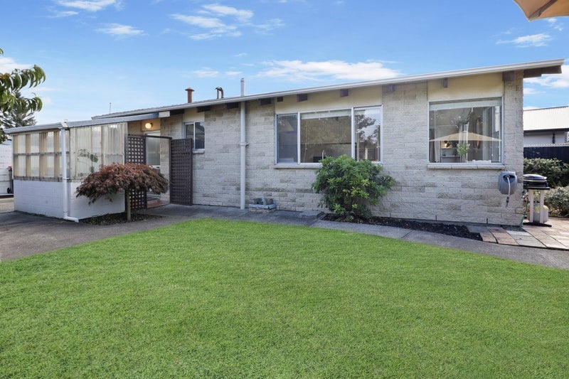 9B Westmorland Place, Bishopdale, Christchurch - Carousel 1