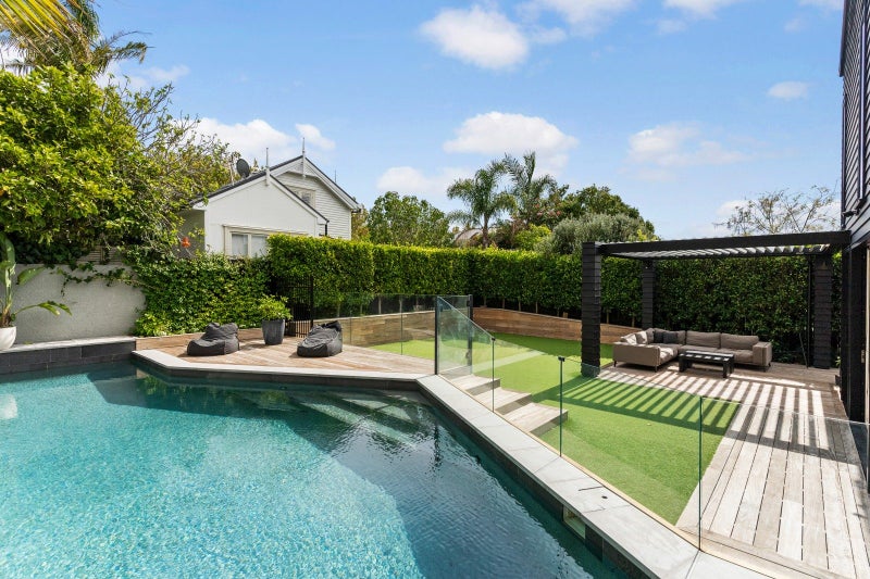 18 Masons Avenue, Herne Bay, Auckland - Carousel 2