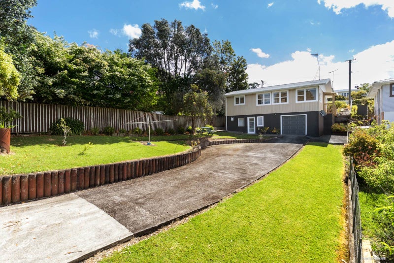 132 Methuen Road, New Windsor, Auckland - Carousel 1