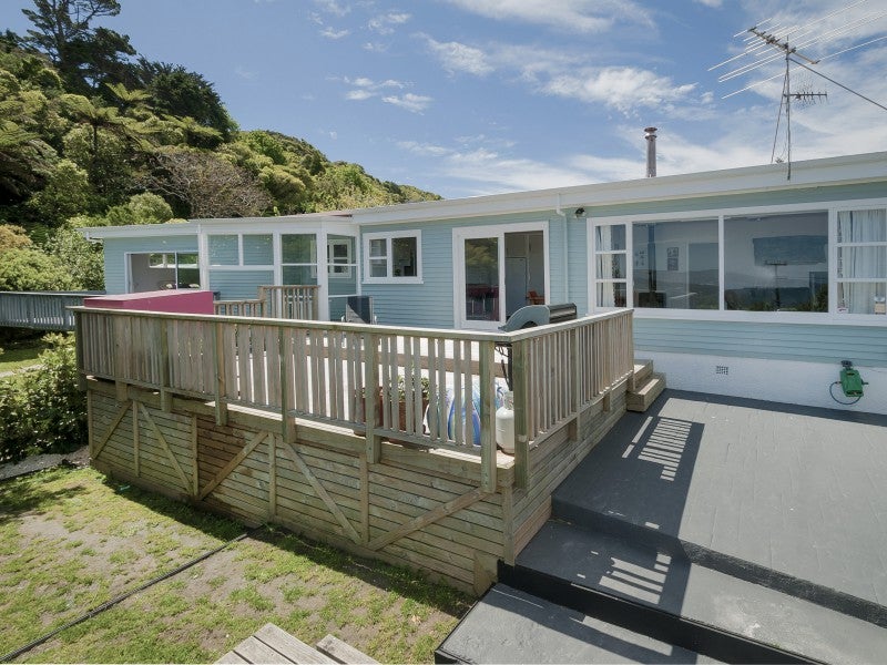 89 Maungaraki Road, Korokoro, Lower Hutt - Carousel 1
