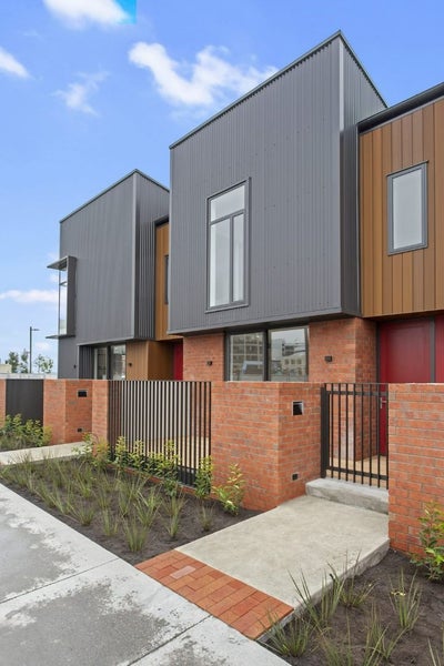 8/121 Lichfield Street, CHRISTCHURCH CENTRAL, CHRISTCHURCH - Carousel 1