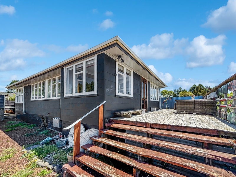 26 Piwari Street, Rangataua - Carousel 1