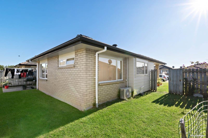 5 Ceasar Place, Favona, Auckland - Carousel 2