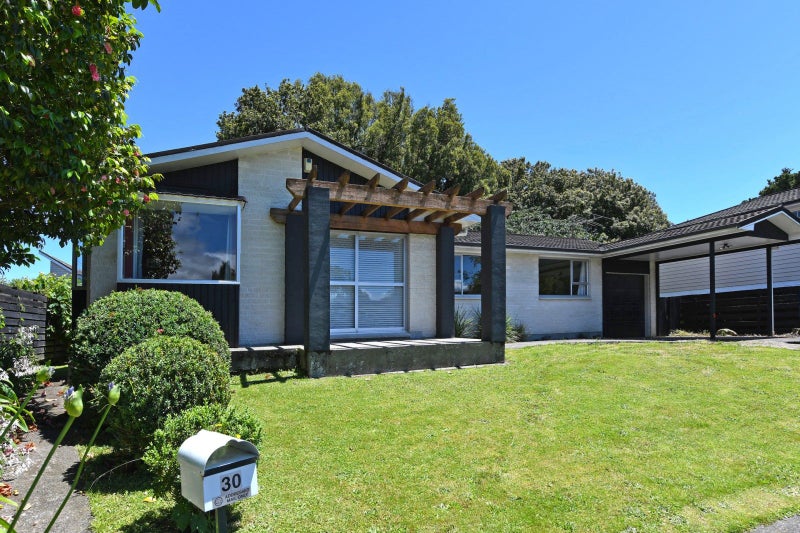 30 Riversdale Road, Clouston Park, Upper Hutt - Carousel 1