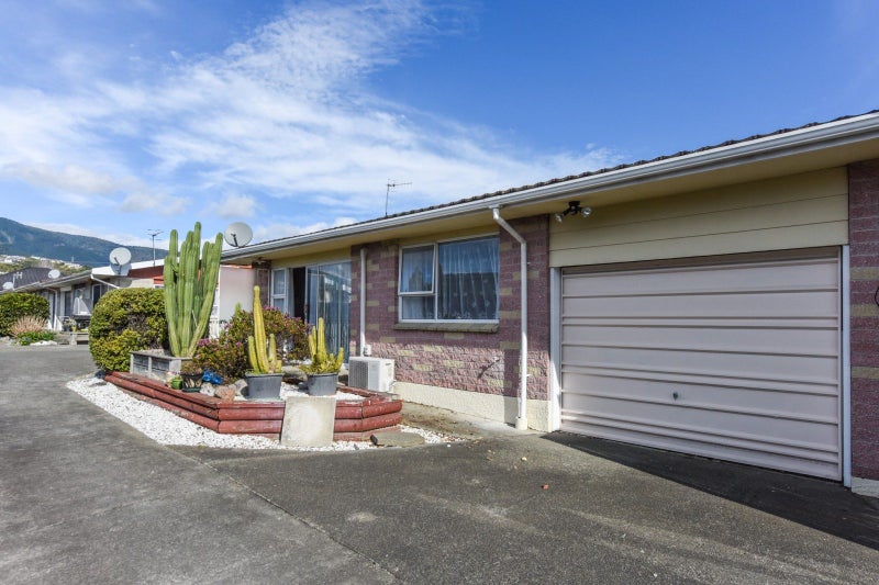 1/10 Exeter Street, Stoke, Nelson - Carousel 1