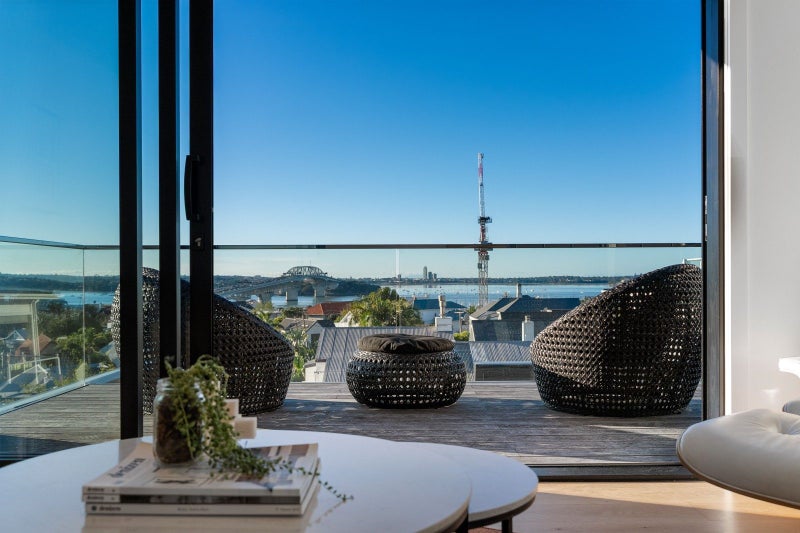 44D Shelly Beach Road, Saint Marys Bay, Auckland - Carousel 1