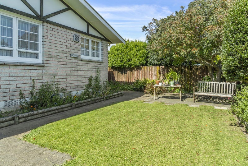 22 Ridge Street, Otumoetai, Tauranga - Carousel 1