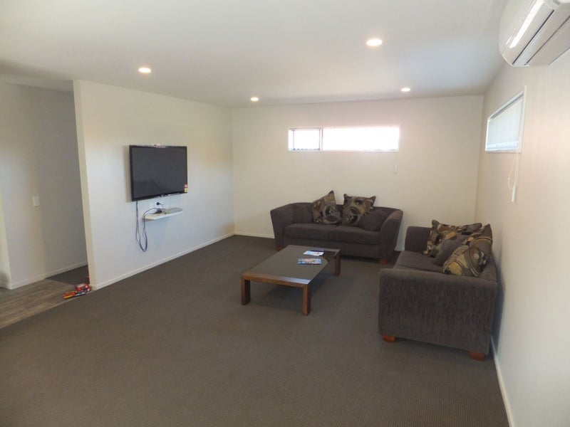 76A Peer Street, Upper Riccarton, Christchurch - Carousel 2