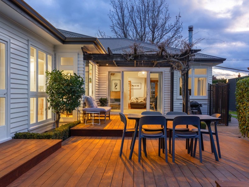 1 Howick Road, Blenheim - Carousel 26