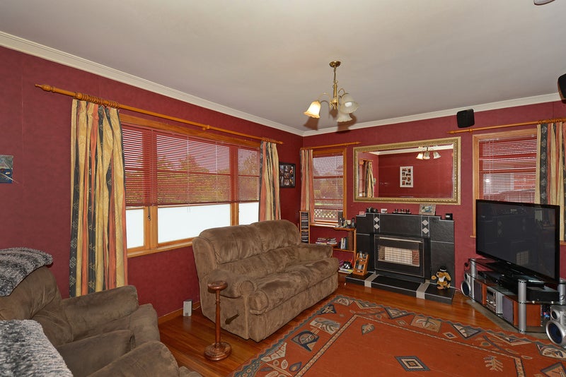 1/26 Routley Crescent, Elderslea, Upper Hutt - Carousel 1