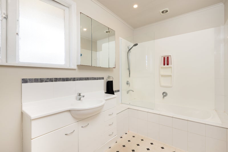 47 Rimu Street, Gate Pa, Tauranga - Carousel 13