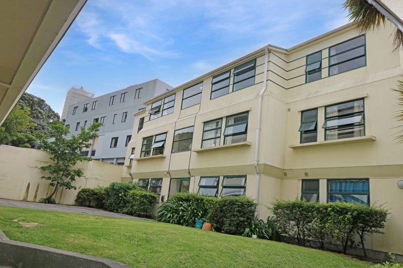 28/22 Sussex Street, Mount Cook, Wellington - Carousel 11