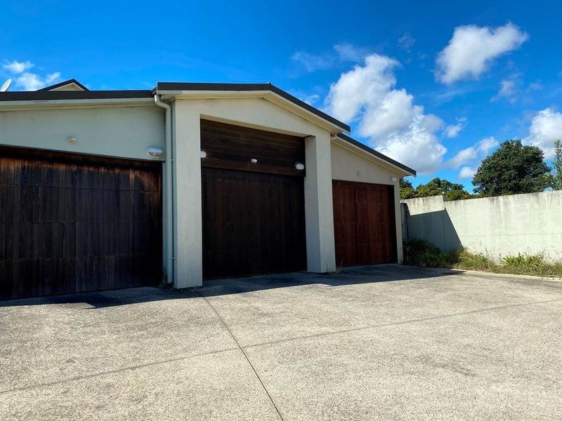 37 Spalding Rise, Golflands, Auckland - Carousel 10