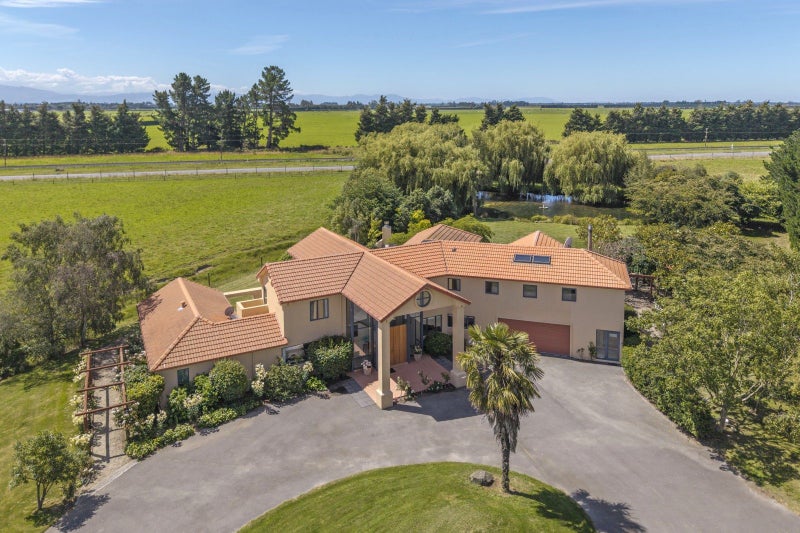 2817 West Coast Road, Darfield - Carousel 2
