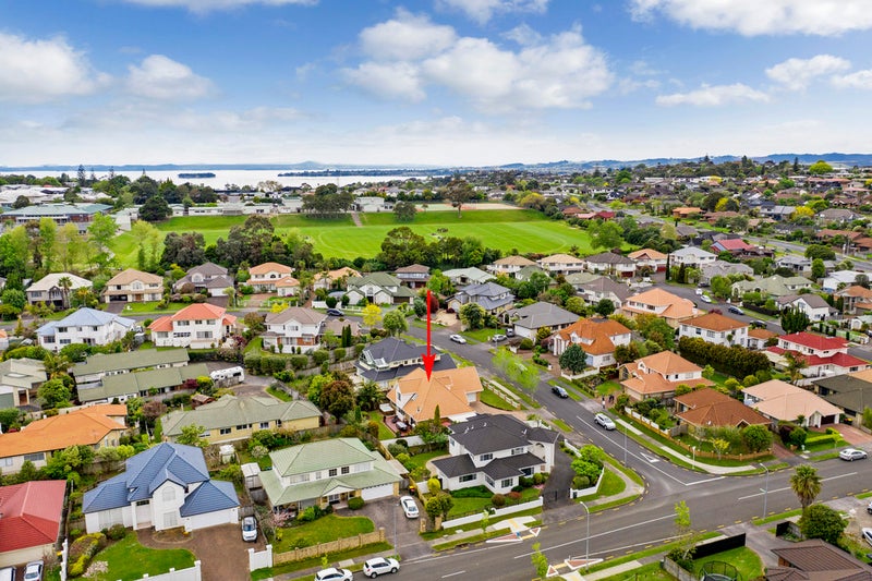 6 Rochester Crescent, Somerville, Auckland - Carousel 19