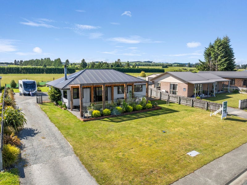 55 Orbell Crescent, Te Anau, Te Anau - Carousel 1