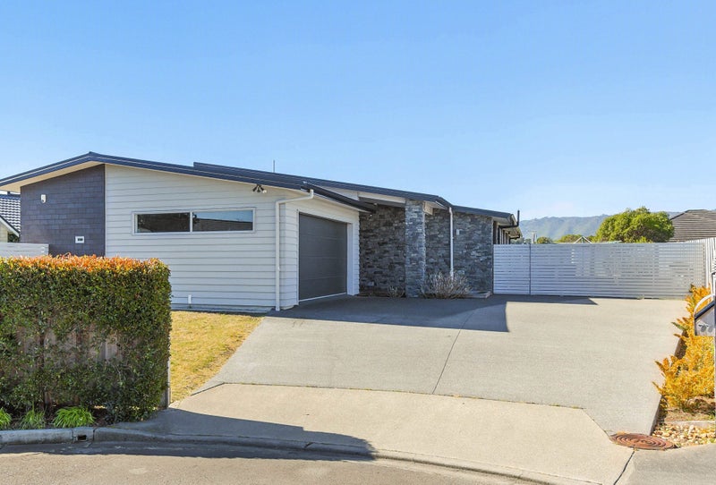 77 Kotuku Drive, Paraparaumu Beach, Paraparaumu - Carousel 1