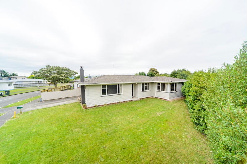 128 Limbrick Street, Terrace End, Palmerston North - Carousel 1