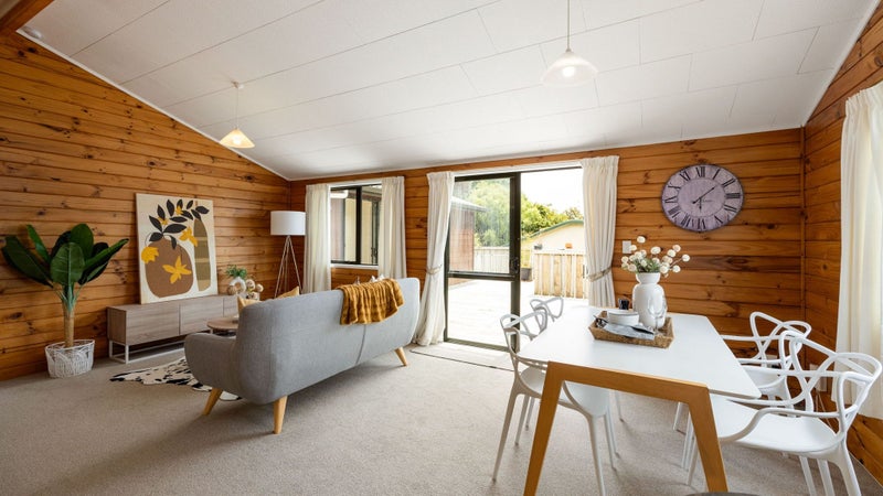 95A Clyde Street, Hamilton East, Hamilton - Carousel 1