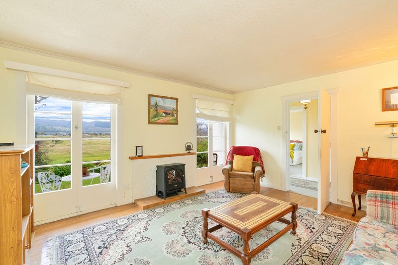 89 Golf Road, Paraparaumu Beach, Paraparaumu - Carousel 2