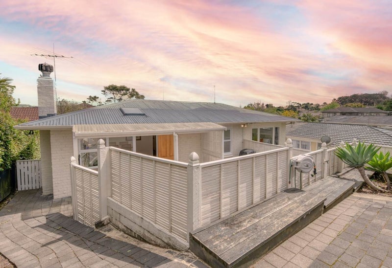 5 William Souter Street, Forrest Hill, Auckland - Carousel 2