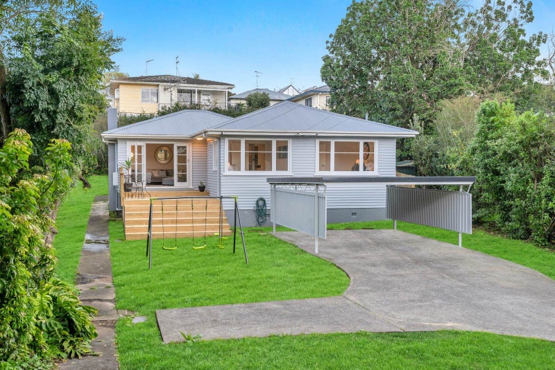 2 Hampstead Road, Sandringham, Auckland - Carousel 2