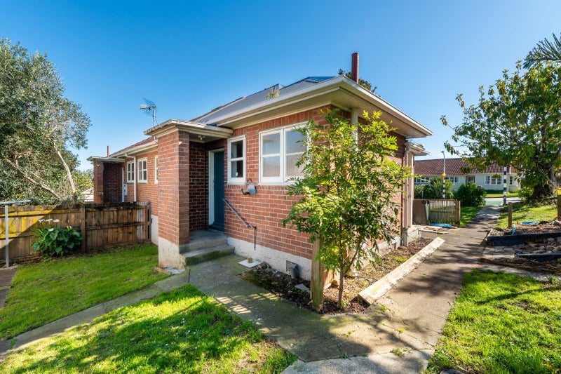 2 Meola Road, Westmere, Auckland - Carousel 2