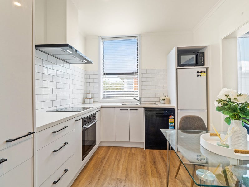 14 Wynyard Street, South Dunedin, Dunedin - Carousel 2