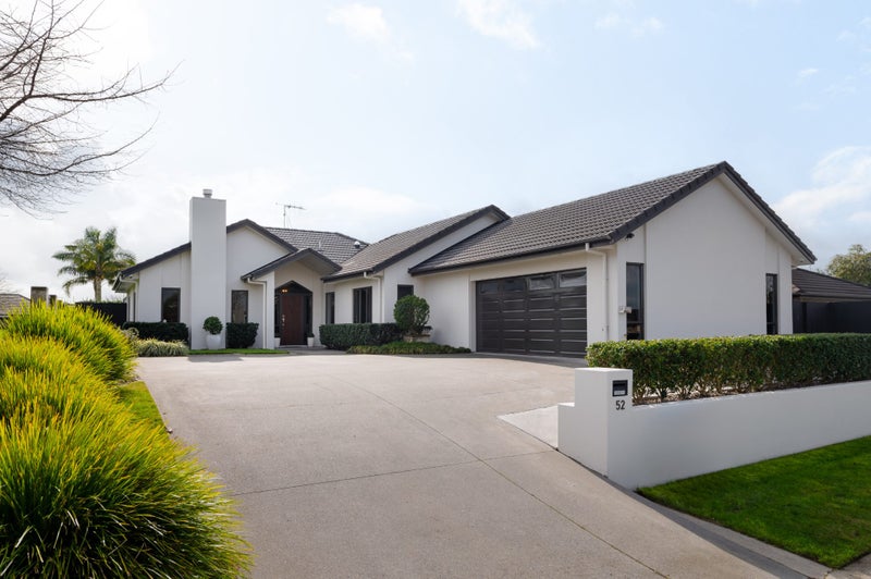 52 Wiltshire Drive, Huntington, Hamilton - Carousel 1