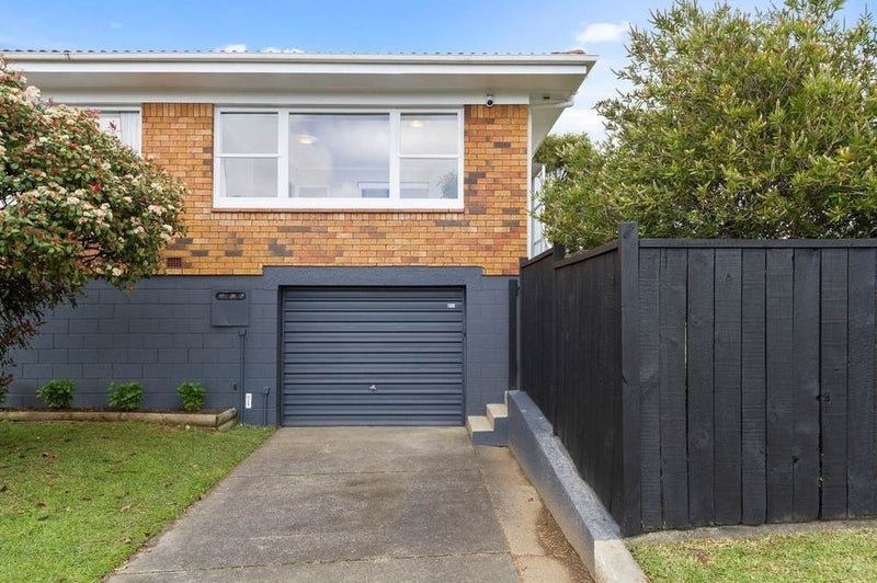 670 Sandringham Road, Sandringham, Auckland - Carousel 1