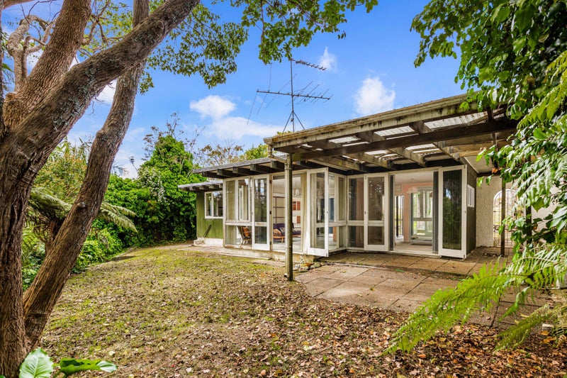 81 Glamorgan Drive, Torbay, Auckland - Carousel 1