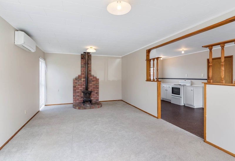 22 Rowandale Avenue, Manurewa, Auckland - Carousel 2