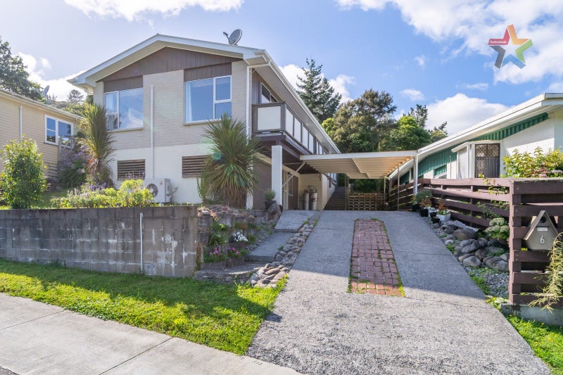 6 Gawler Grove, Wainuiomata, Lower Hutt - Carousel 1