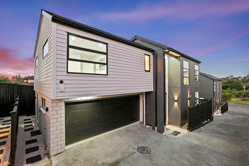 13B Griffen Park Road, Mount Roskill, Auckland - Carousel 1