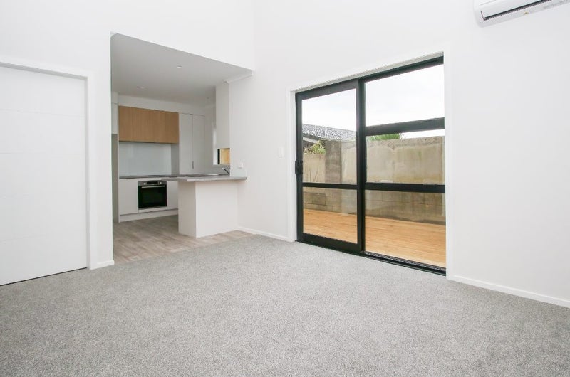 3/27 Seddon Road, Frankton, Hamilton - Carousel 2