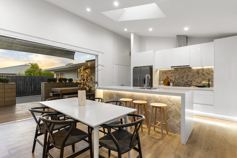 23 Orion Place, Hillcrest, Auckland - Carousel 2