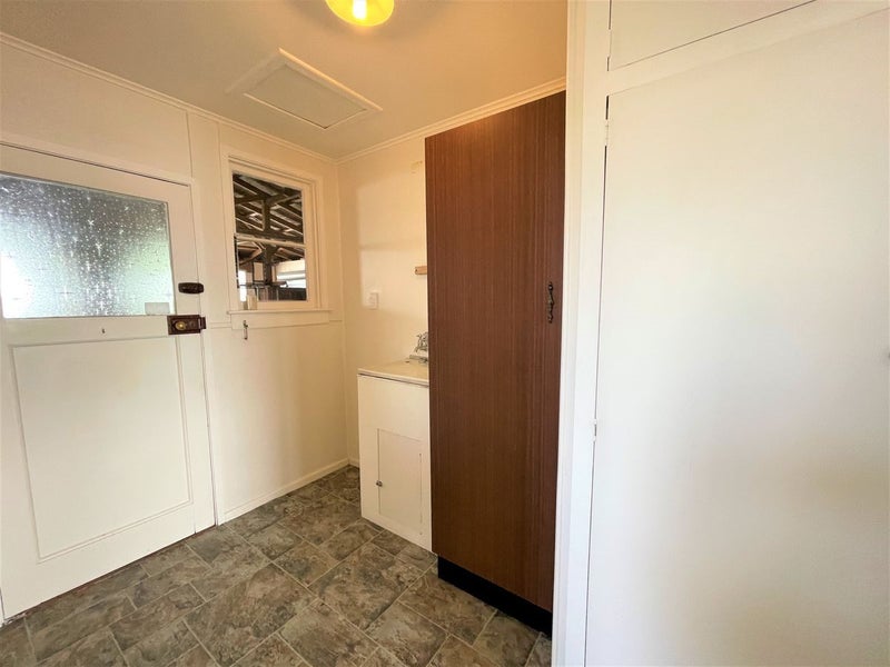 23 St Catherine Street, Kaitangata - Carousel 23