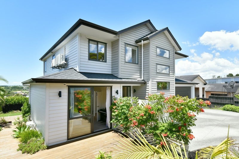 1191 Whangaparaoa Road, Gulf Harbour, Whangaparaoa - Carousel 2