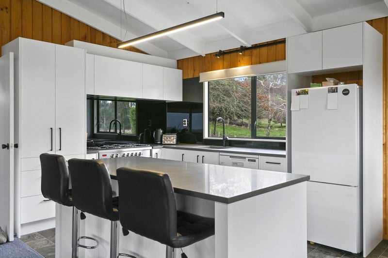 219 Caroline Drive, Taupo - Carousel 2