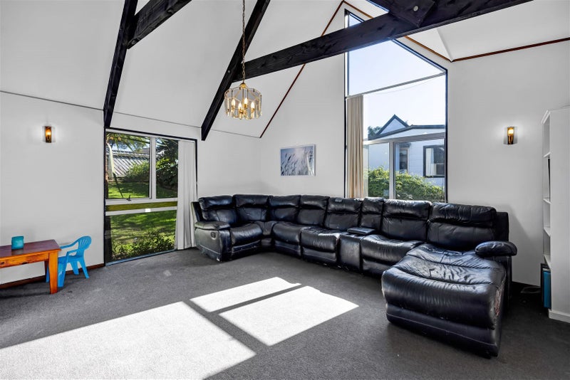 14 Antonia Place, Bell Block, New Plymouth - Carousel 2