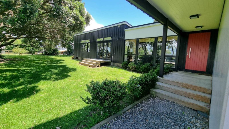 2A Second View Avenue, Beachlands, Auckland - Carousel 2