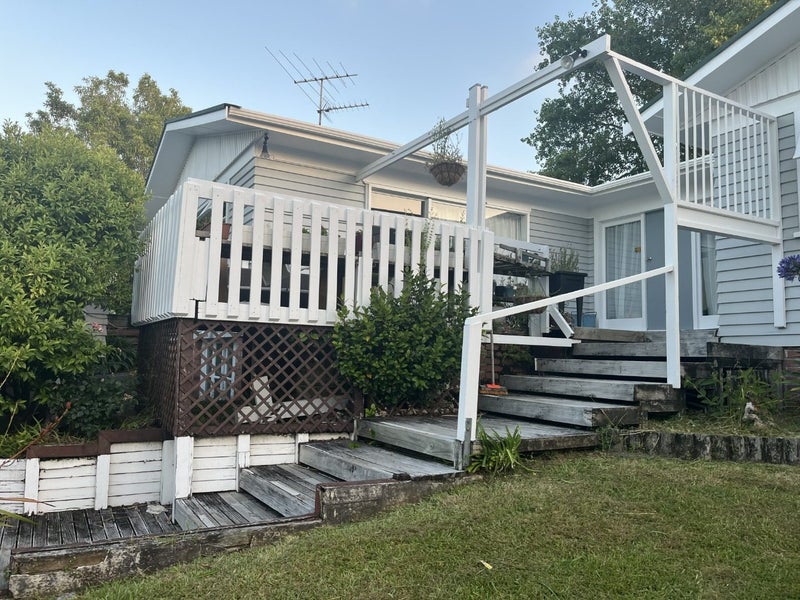 3 Vienna Place, Birkenhead, Auckland - Carousel 2