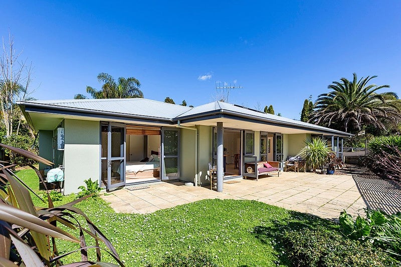 4 Tonkin Place, Buckland, Pukekohe - Carousel 1