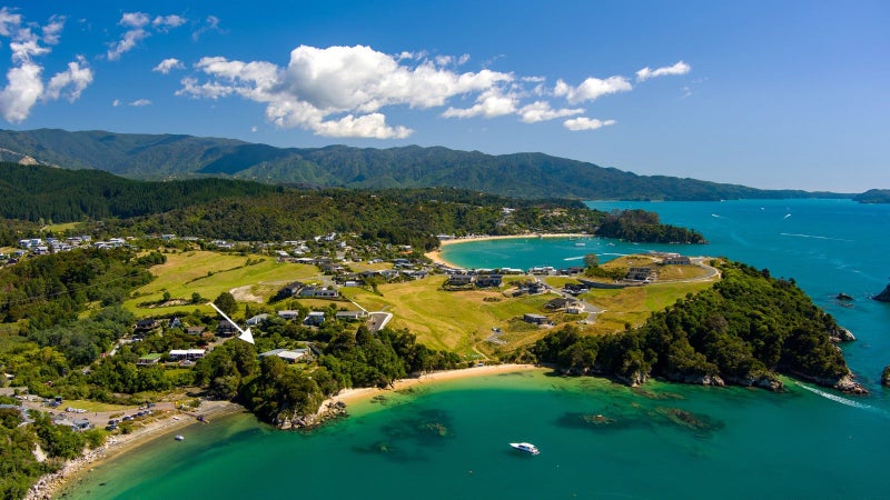 24 Cook Crescent, Kaiteriteri - Carousel 1