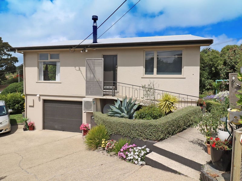 77A Tees Street, South Hill, Oamaru - Carousel 1