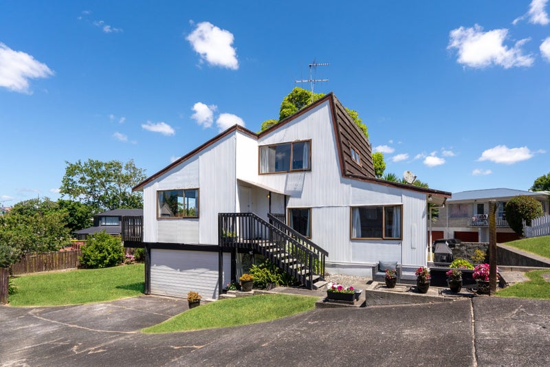 44 Mirrabooka Avenue, Botany Downs, Auckland - Carousel 2