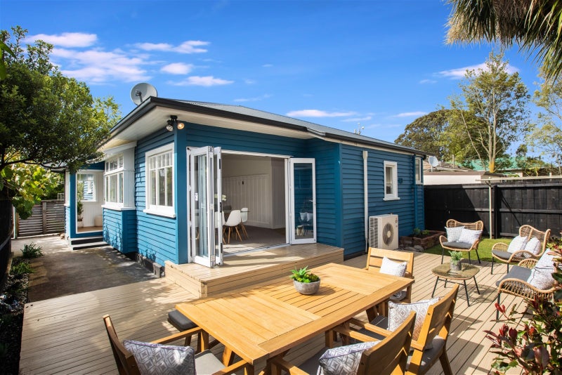 1/9 Montrose Street, Sydenham, Christchurch - Carousel 1