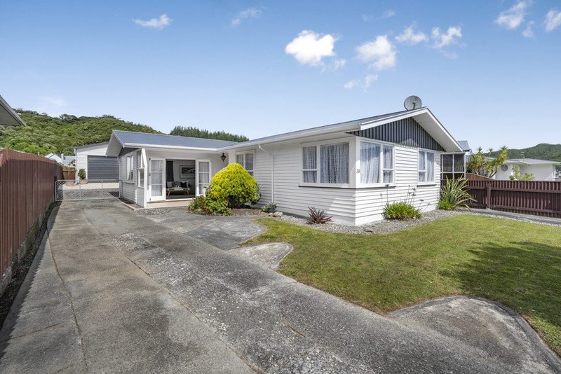 38 Momona Street, Wainuiomata, Lower Hutt - Carousel 1
