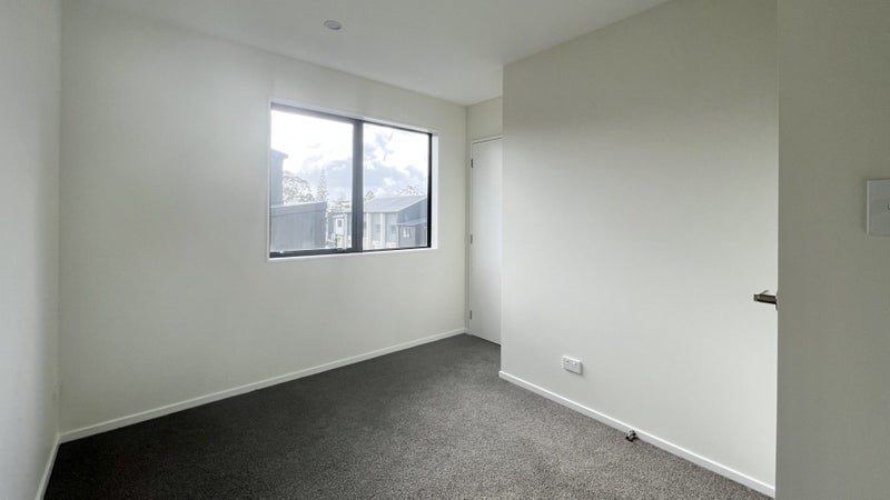 9/60 Selo Street, Glen Eden, Auckland - Carousel 22